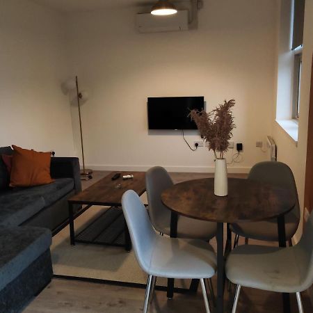 404 Bayard Plaza 2 Bedroom Apartment With Outside Terrace Peterborough Luaran gambar