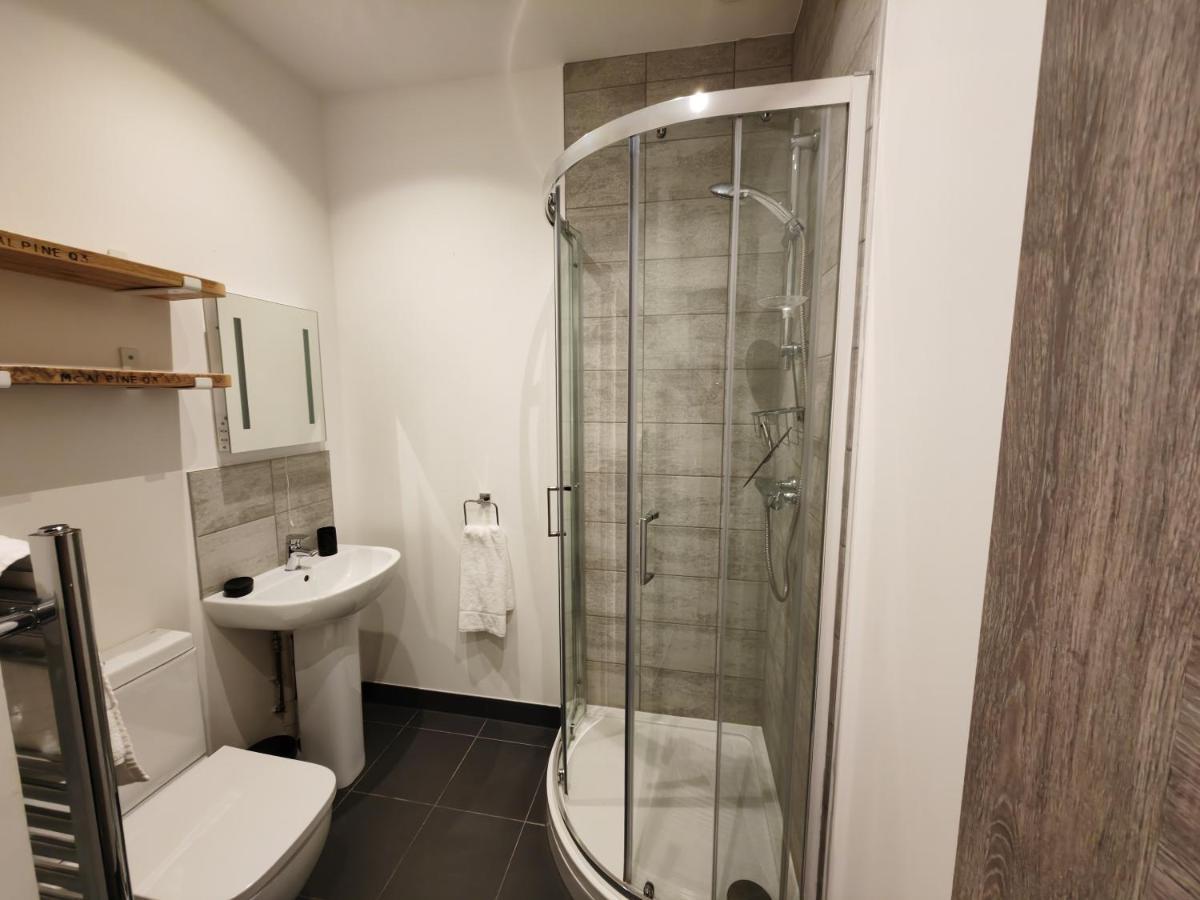 404 Bayard Plaza 2 Bedroom Apartment With Outside Terrace Peterborough Luaran gambar