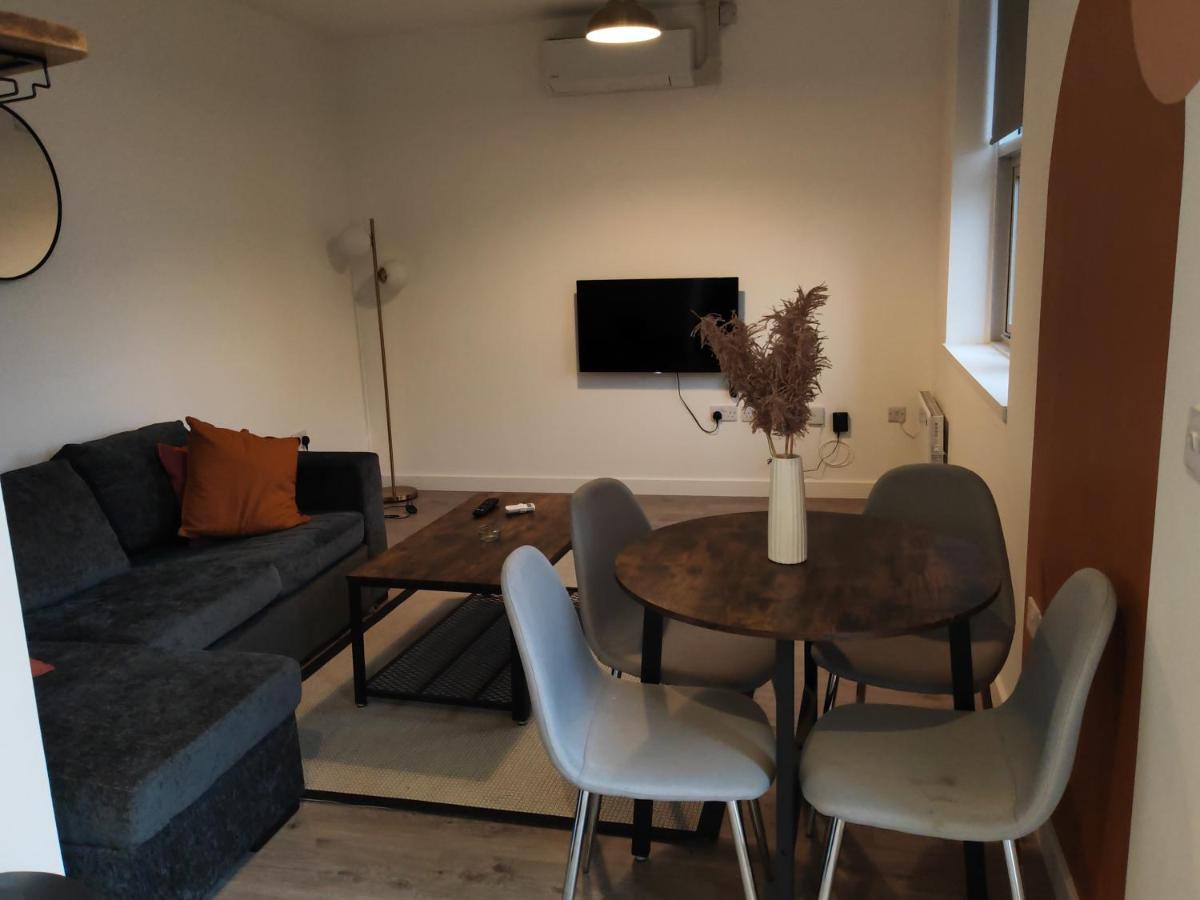 404 Bayard Plaza 2 Bedroom Apartment With Outside Terrace Peterborough Luaran gambar